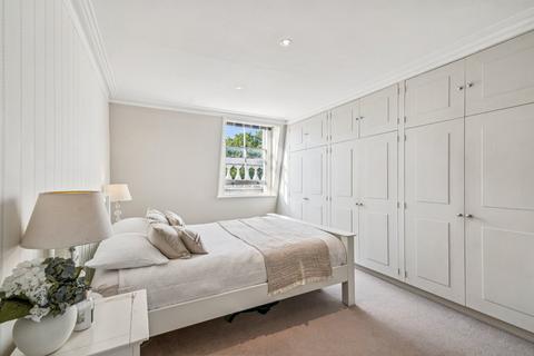 1 bedroom flat for sale, Onslow Gardens, South Kensington, London