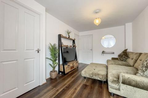 99 Akron Drive, Wolverhampton, WV10 6EQ