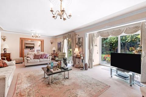 4 bedroom detached house for sale, Woodstock Drive, Four Oaks, Sutton Coldfield, B74 4HX