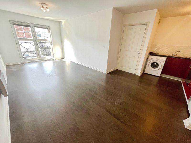 Lounge/Kitchen