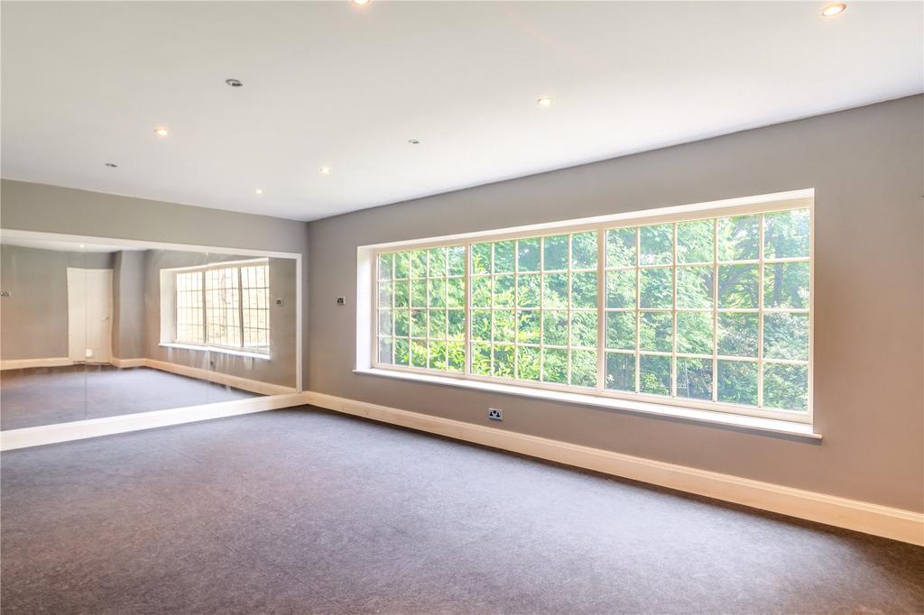 Family Room/Studio