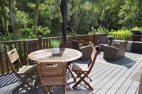 undefined, Dollar Lodge Park, Dollar FK14