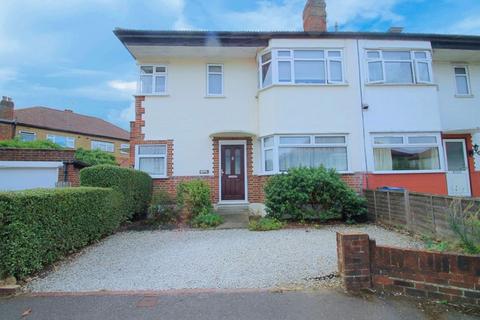 31 Ranmoor Gardens, Harrow, HA1 1UQ