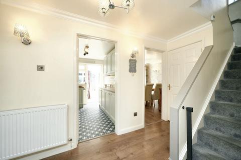10 Aldwyck Drive, Wolverhampton, WV3 8NE
