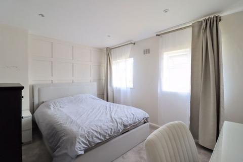 undefined, St. Johns Road, Bletchley, Milton Keynes