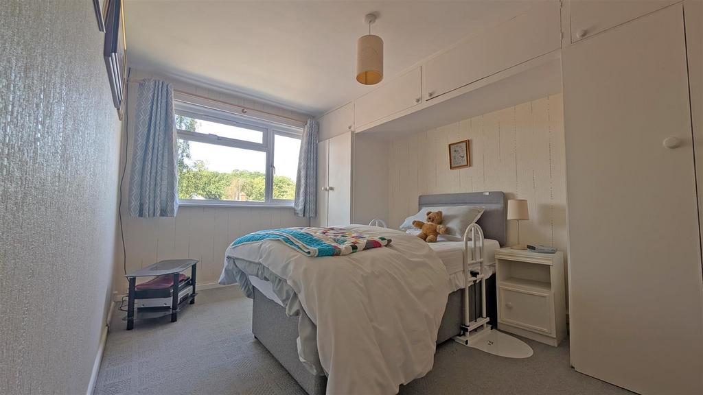 Main bedroom