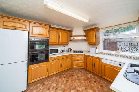 undefined, Maywood Close, Kingswinford DY6
