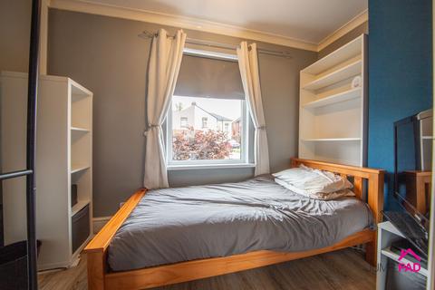undefined, Pine Avenue, Newton-Le-Willows, WA12