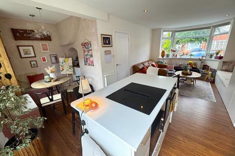 3 bedroom semi-detached house for sale, Bowler Street, Manchester M19