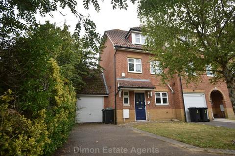 3 bedroom end of terrace house for sale, Fitzroy Drive, Lee-On-The-Solent