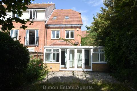 3 bedroom end of terrace house for sale, Fitzroy Drive, Lee-On-The-Solent