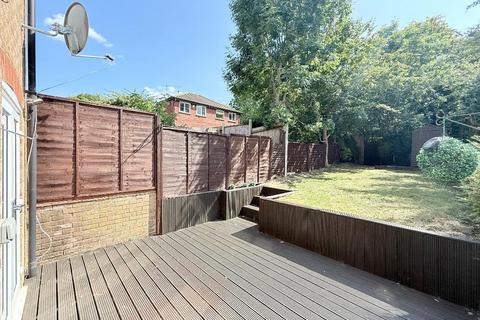13 Benington Close, Luton, LU2 7YJ