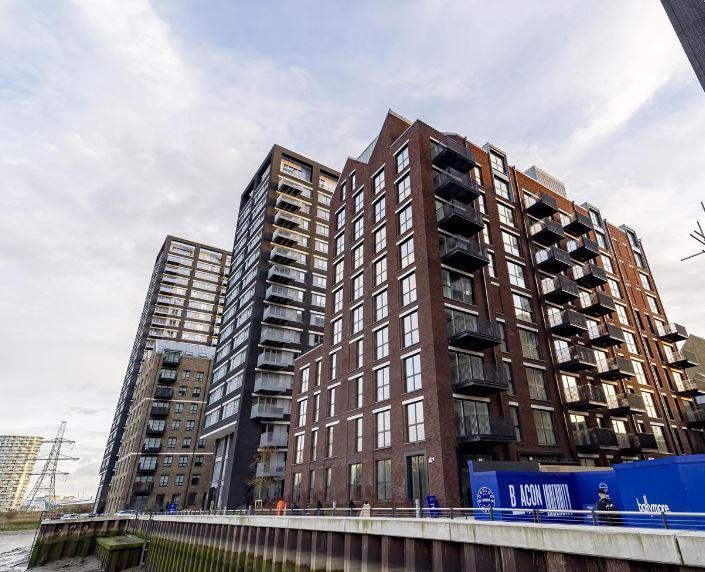 12 Goodluck Hope Walk, London, E14 0XF Studio - £2,197 pcm (£507 pw)