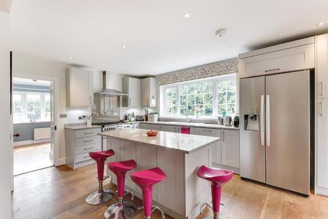 undefined, New Road, Cranbrook, Kent, TN17 3LE