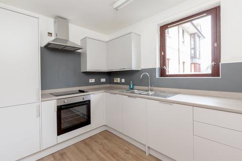 2 bedroom flat to rent, Warriston Road, Edinburgh, EH7