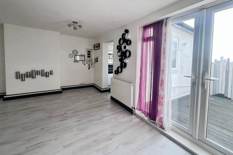 447a Kingston Road, Epsom, KT19 0DB
