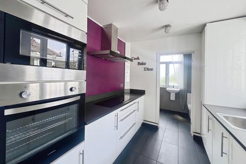 447a Kingston Road, Epsom, KT19 0DB