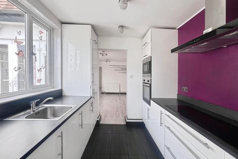 447a Kingston Road, Epsom, KT19 0DB