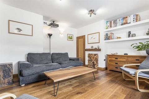 undefined, Westonfields, Totnes
