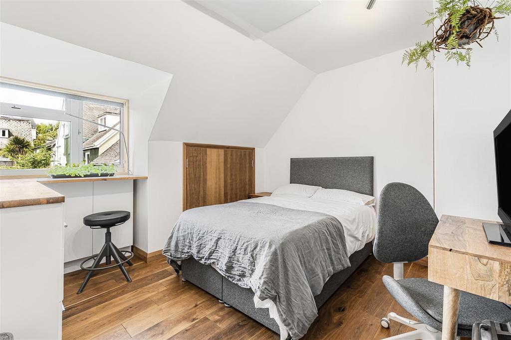 4 60466.jpg