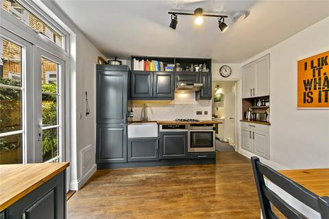 undefined, Kingsway, East Sheen, SW14