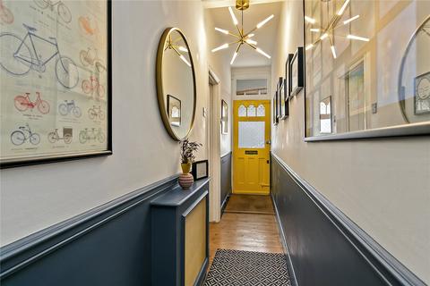 undefined, Kingsway, East Sheen, SW14