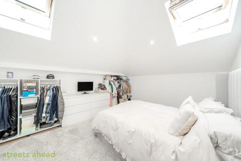2 bedroom apartment for sale, Haling Down Passage, South Croydon, CR2