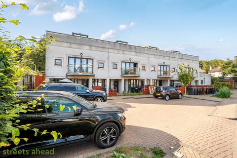 2 bedroom apartment for sale, Haling Down Passage, South Croydon, CR2