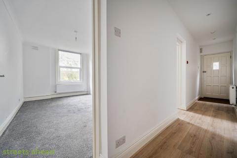 1 bedroom apartment for sale, Lancaster Road, London, SE25