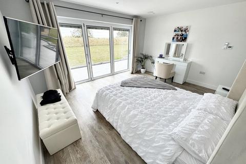 4 bedroom detached bungalow for sale, Fordham Road, Soham