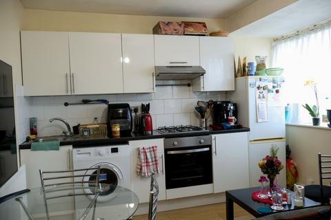 2 bedroom flat for sale, Oval Road South, Dagenham RM10