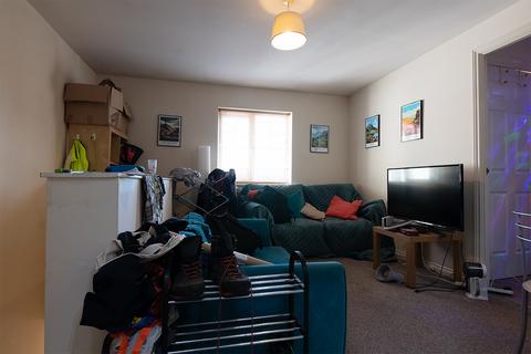 2 bedroom flat for sale, Hidcote Close, Rugby CV22