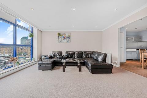 2 bedroom flat for sale, Baltic Quay, 1 Sweden Gate, London, SE16