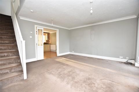 3 bedroom semi-detached house for sale, Windmill Court, Leeds, West Yorkshire