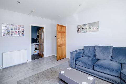 2 bedroom flat for sale, Tullos Place, Aberdeen AB11