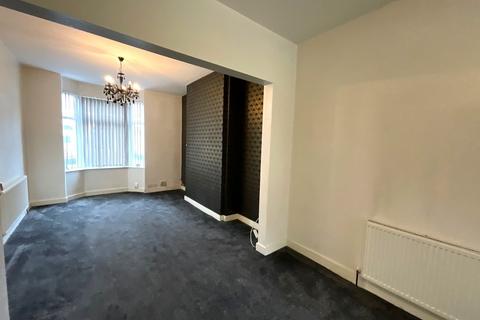 3 bedroom terraced house to rent, Jarratt Street, Hyde Park, DN1