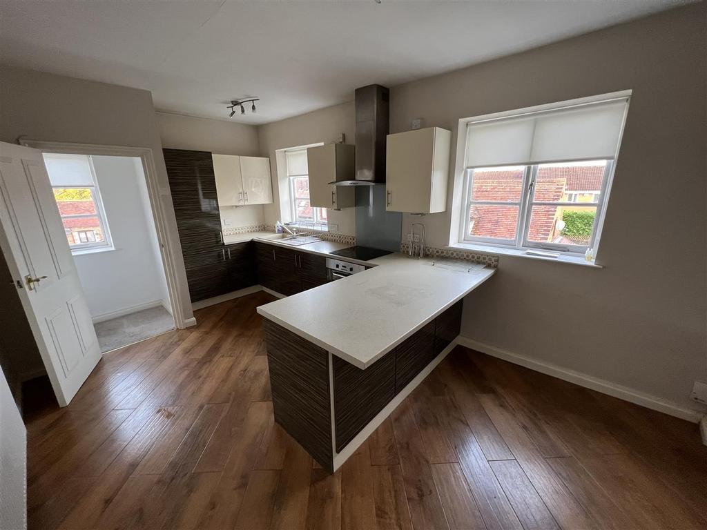 Dining kitchen