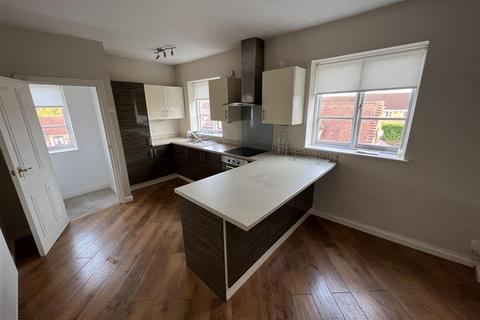 2 bedroom flat for sale, Libbards Way, Solihull