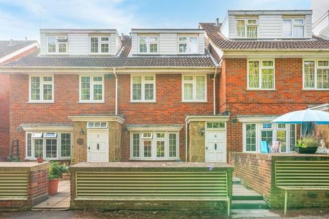 1 bedroom apartment for sale, Fairlawns, Watford WD17