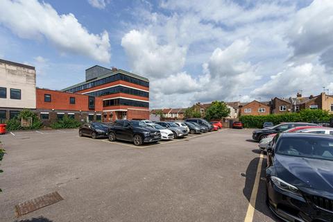 Office to rent, 47-51 Kingston Cres Portsmouth PO2 8AA