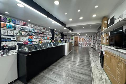 Retail property (high street) to rent, 262 Seven Sisters Rd London N4 2HY
