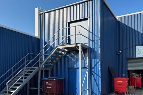 Warehouse to rent, Old Wolverton Rd Milton Keynes MK12 5NP