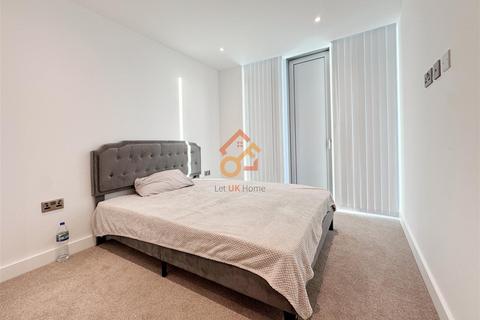 2 bedroom flat to rent, 11 Silvercroft Street, Manchester, M15