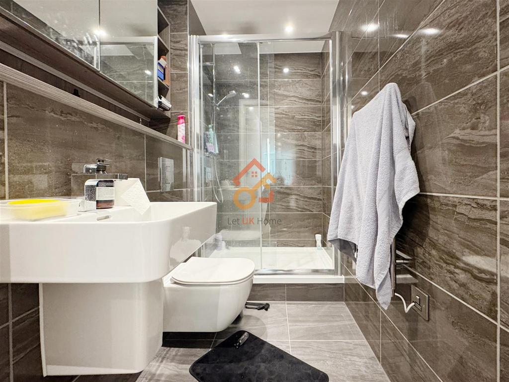 ???? 2025-11-25 191754 314.jpg