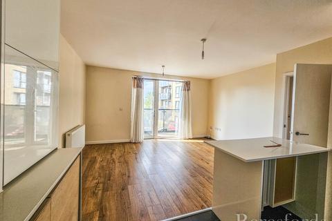 1 bedroom apartment for sale, Ashflower Drive, Romford, RM3