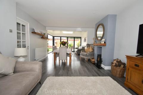 3 bedroom semi-detached house for sale, Teal Walk, Peel Common, Gosport