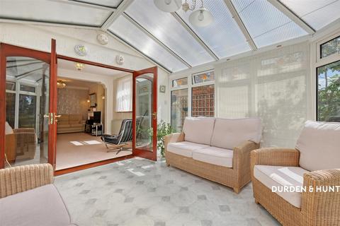4 bedroom detached house for sale, Curtis Road, Emerson Park, RM11