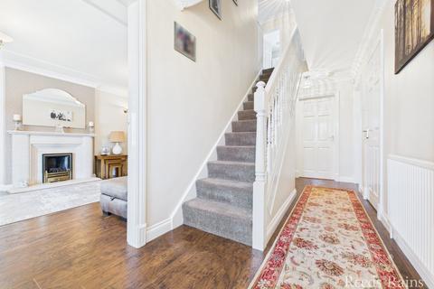 4 bedroom detached house for sale, Cherry Tree Close, Hull HU11