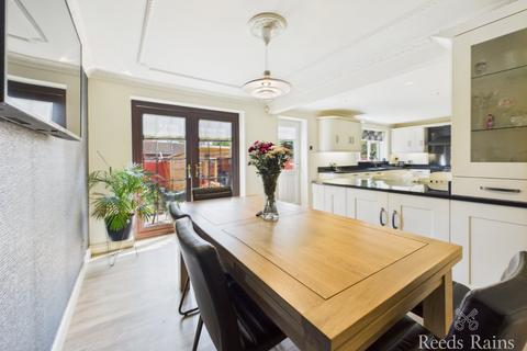 4 bedroom detached house for sale, Cherry Tree Close, Hull HU11