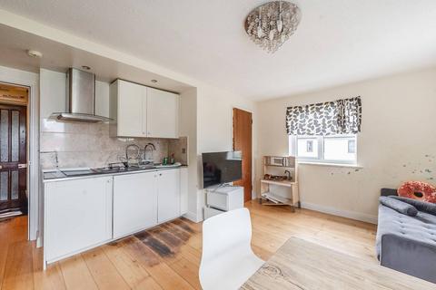1 bedroom flat for sale, Vicars Bridge Close, Alperton, Wembley, HA0